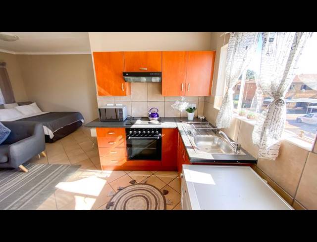 1 BEDROOM APARTMENT FOR SALE IN KRUGERSRUS